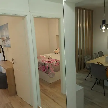 Central Apartment Bella Split Exterior photo