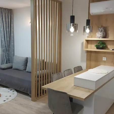 Central Apartment Bella Split Exterior photo