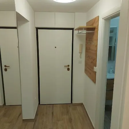 Central Apartment Bella Split Exterior photo